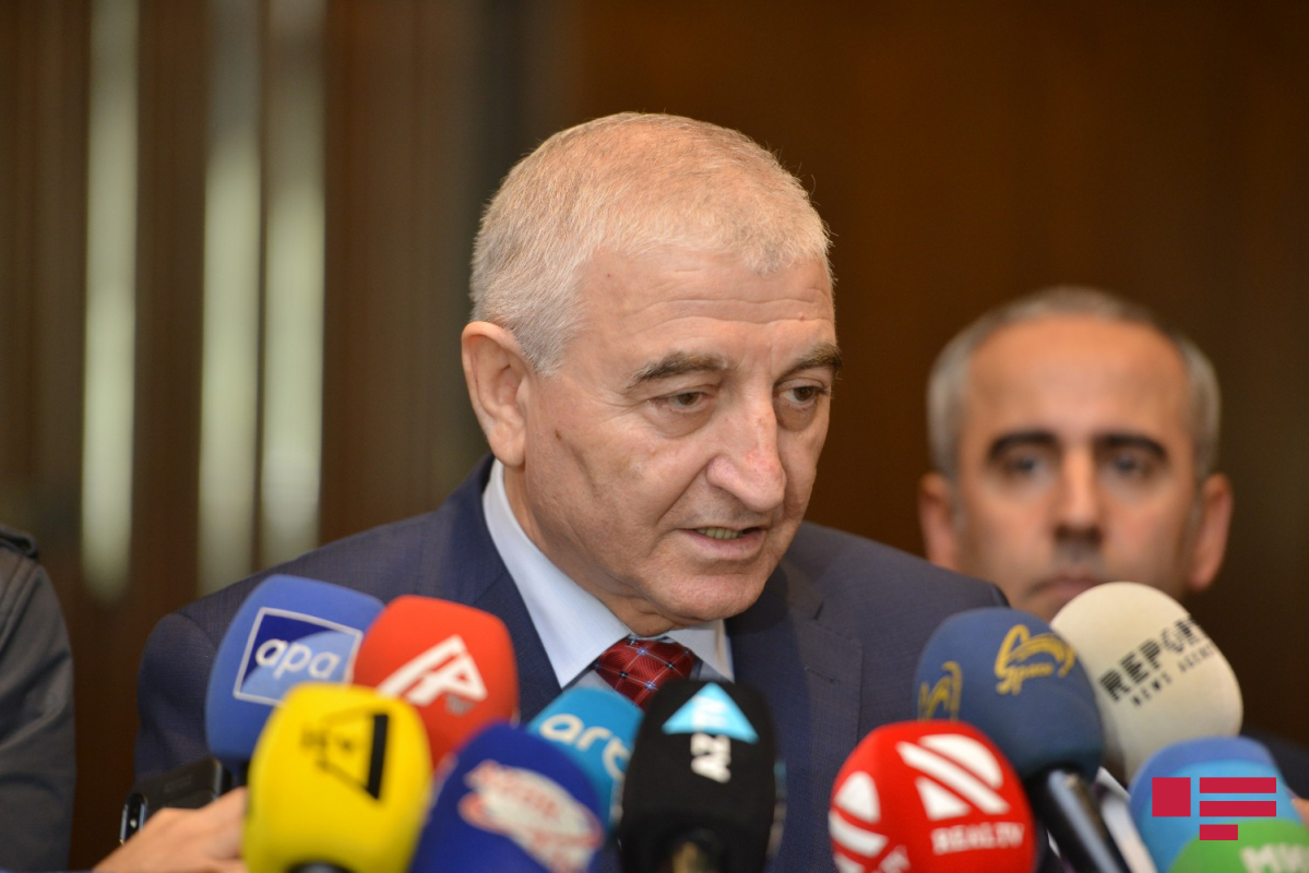 Председатель ЦИК Азербайджана: "60 человек отозвали свои кандидатуры после регистрации"