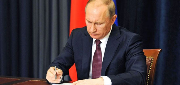 Путин ратифицировал конвенцию о правовом статусе Каспийского моря
