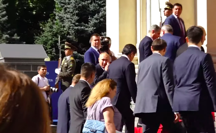На встрече в Ереване произошел казус между Путиным и журналисткой "Рустави-2" - ВИДЕО