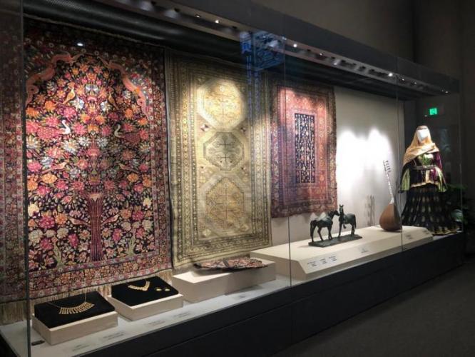 Азербайджанские ковры на выставке Чудесная Азия - Азиатские цивилизации»