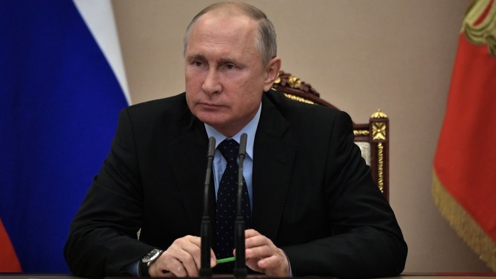 Путин отказался просить у США снятия санкций