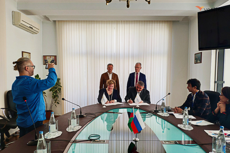 «Ассамблея народов Евразии» и таджикский вуз подписали соглашение в Баку