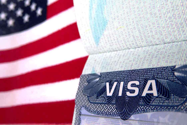 США отменили визы для граждан Польши