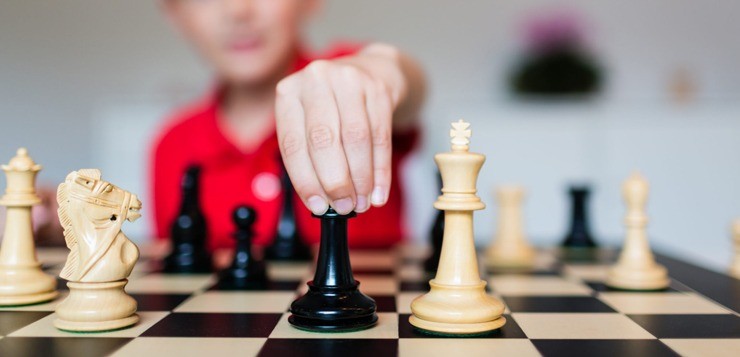 Азербайджанский шахматист стал единоличным лидером ЧМ
