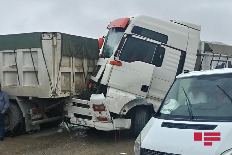 На дороге Баку-Губа произошло тяжелое ДТП, 3 погибших - ФОТО - ОБНОВЛЕНО