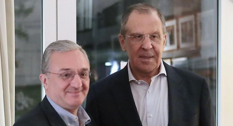 Лавров и Мнацаканян обсудили карабахское урегулирование
