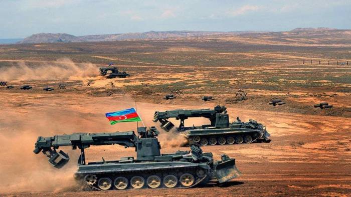 Азербайджан увеличивает расходы на оборону на 20,09%
