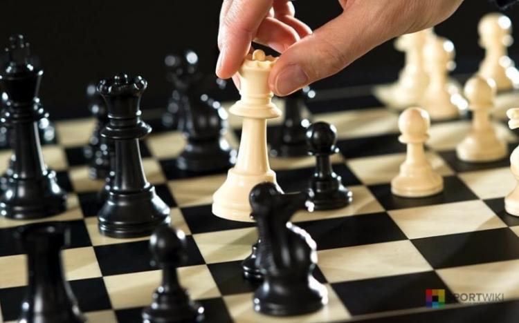 Азербайджанский шахматист уверенно продолжает участие на ЧМ   