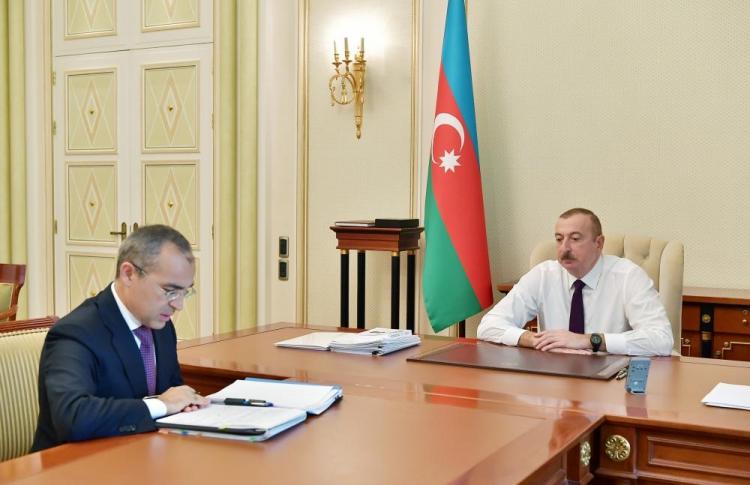 Ильхам Алиев: "Предпринимателям нужно дать передышку"