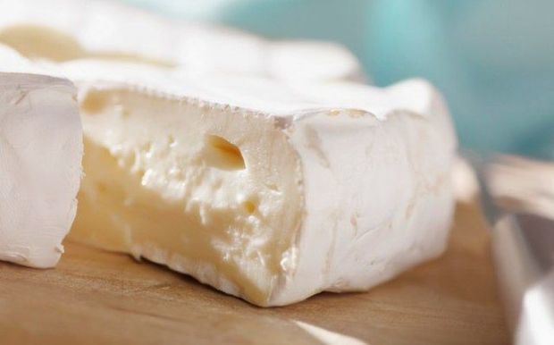 В Сумгайыте продавали немецкий сыр…неизвестного происхождения - ФОТО