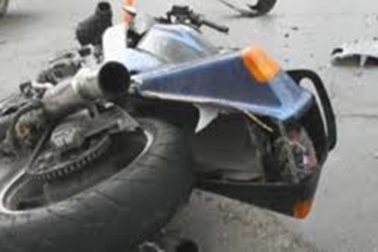 В Хырдалане при ДТП тяжело пострадал мотоциклист 