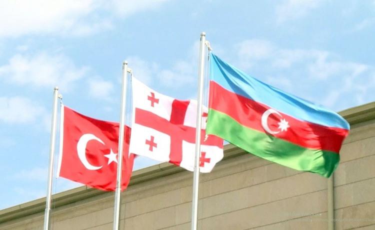 В Баку стартовало совместное учение Азербайджана, Турции и Грузии