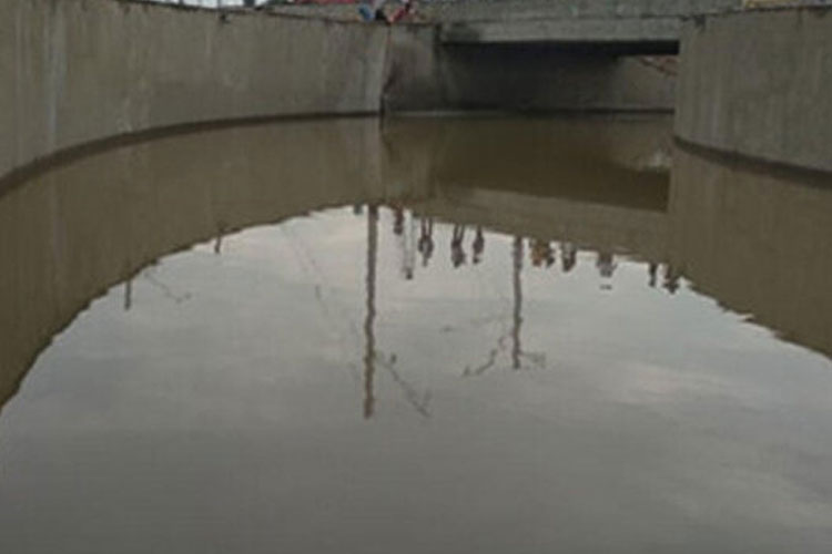 В Сабунчинском районе Баку затопило туннель - ВИДЕО
