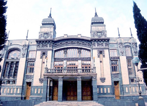 Бакинский театр Оперы и Балета готовится к открытию сезона
