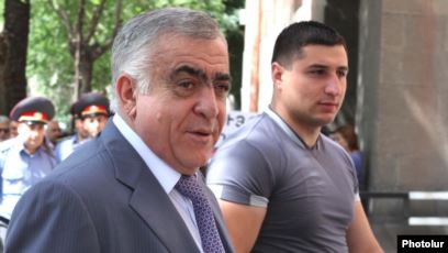Суд Армении принял очередное решение об аресте брата Сержа Саргсяна