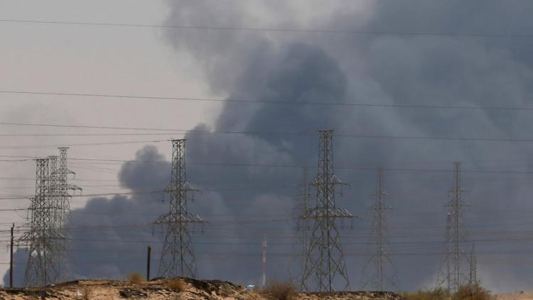 Эр-Рияд восстановит на треть нефтедобычу к понедельнику