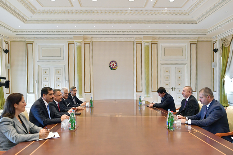 Ильхам Алиев принял вице-президента Турции - ОБНОВЛЕНО