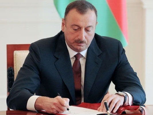 Трем лицам присуждена персональная пенсия президента Азербайджана