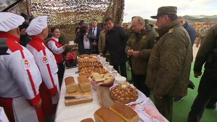 Глава Генштаба рассказал Путину анекдот - ВИДЕО