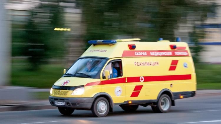 В Дагестане микроавтобус с азербайджанцами попал в ДТП: есть погибшие и раненые