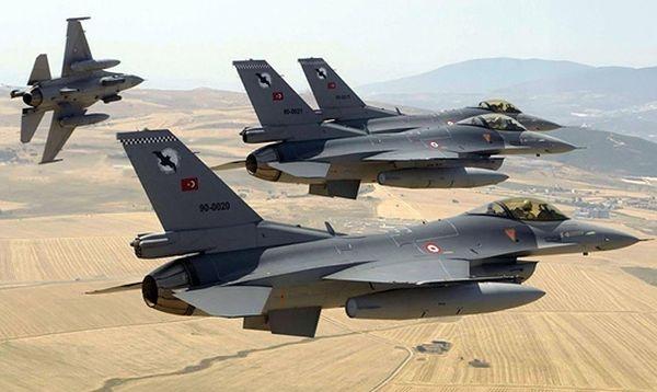 ВВС Турции продолжают полеты в воздушном пространстве Сирии
