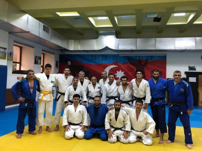 Известные мастера Азербайджана посетили спортивный зал Judo Club 2012 - ФОТО