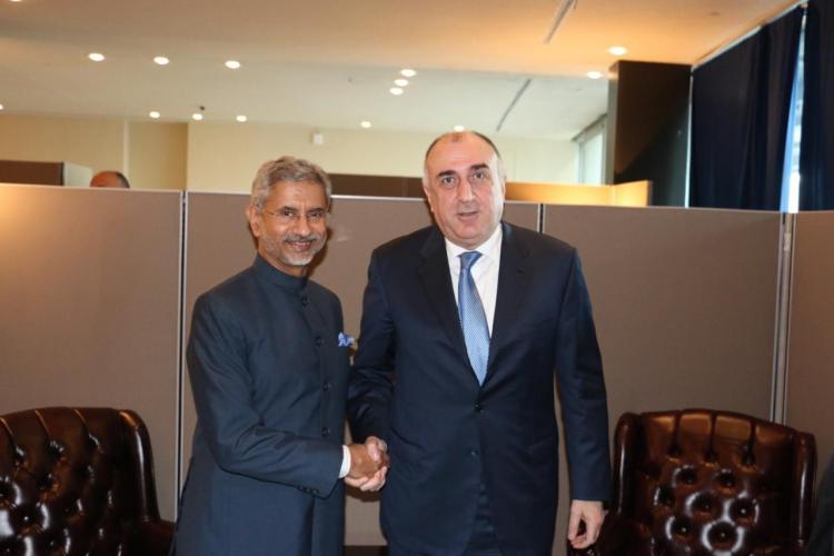Эльмар Мамедъяров встретился с министром иностранных дел Индии
