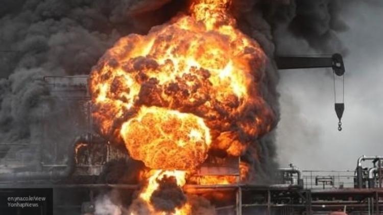 В Южной Корее при пожаре на танкерах пострадали 18 человек
