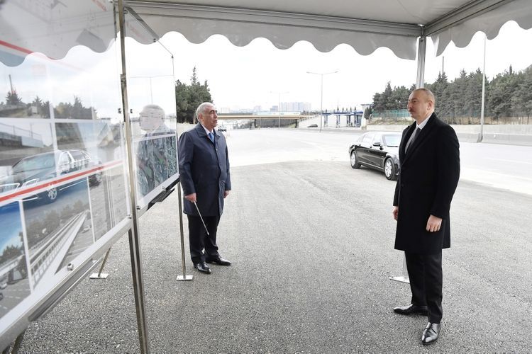 Ильхам Алиев: "Расширение дороги Баку-Сумгайыт было необходимым"
