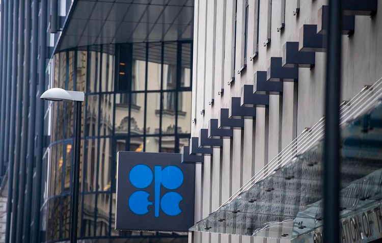 ОПЕК+ обсуждает перенос совещания по нефти на 9 апреля