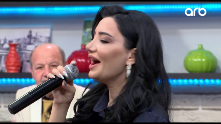 Азербайджанская певица испытывает страх, но делает всё, чтобы народ не скучал – «Я ПОЛУЧАЮ СМС»
