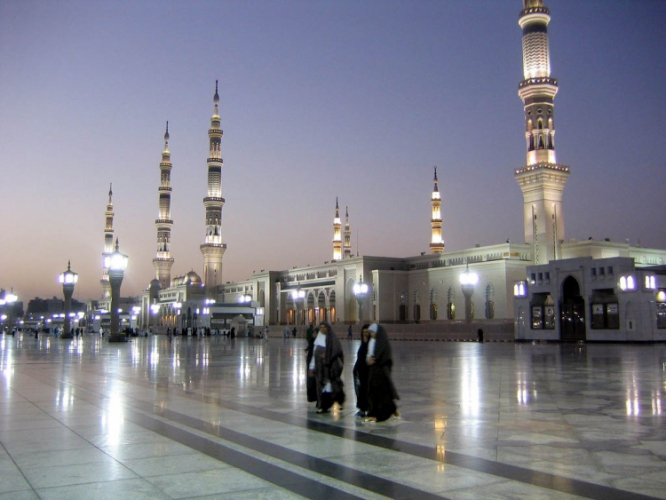 Саудовская Аравия не планирует открывать мечети на время Рамадана