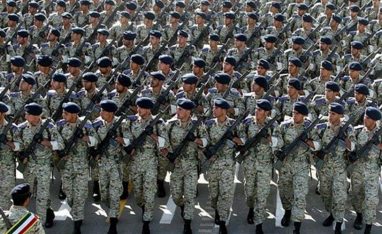 Власти Ирана отменили проведение военного парада