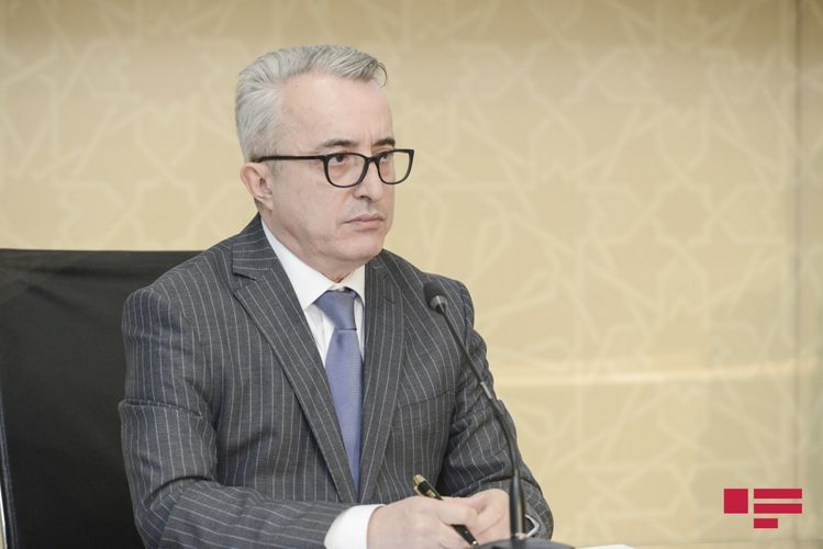 "В Азербайджане был дефицит масок, и он устраняется" - Ибрагим Мамедов