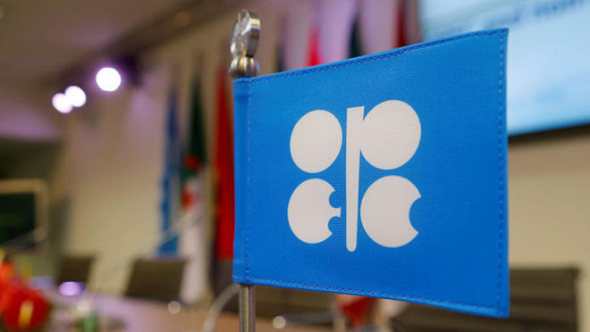 Саудовская Аравия заявила о сохранении приверженности интересам стабильного рынка нефти