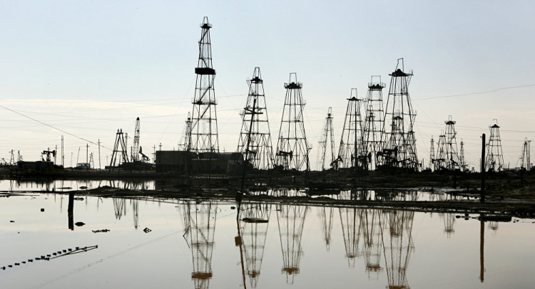 EIA снизила прогноз по добыче нефти в Азербайджане
