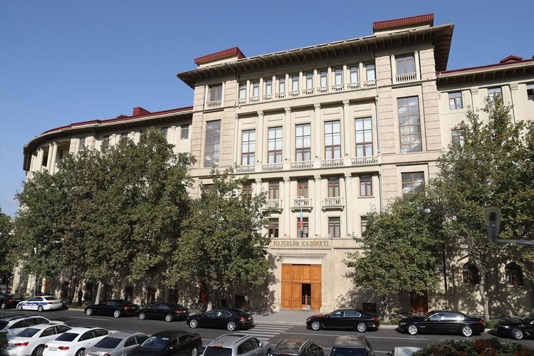 Кабинет Министров Азербайджана представил новую форму годового отчета - ФОТО
