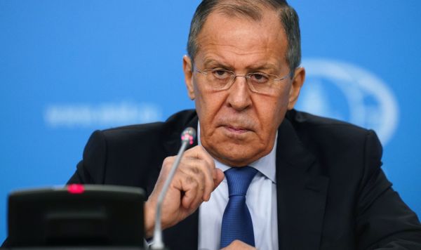 Россия не намерена просить Евросоюз об отмене санкций
