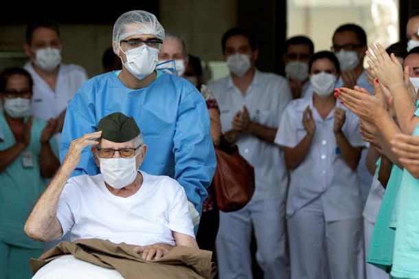 В Бразилии 99-летний ветеран Второй мировой войны вылечился от коронавируса
 - ФОТО