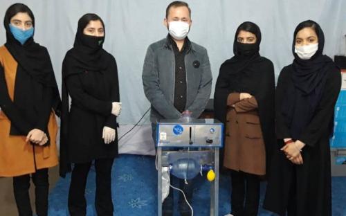 Команда мусульманок-робототехников создала дешевый аппарат ИВЛ
 - ФОТО