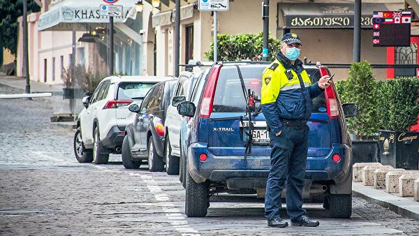 В Грузии введут запрет на передвижение легковых автомобилей