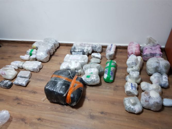 Граждане Ирана задержаны за перевоз в Азербайджан наркотиков на сумму 10 млн. манатов