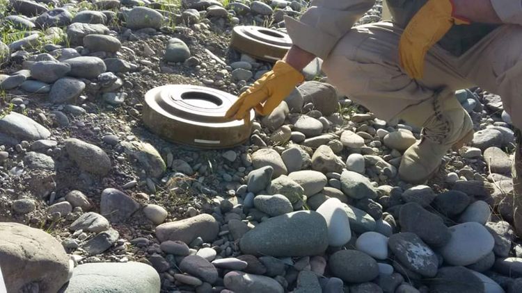 На берегу реки Тертер обнаружены противотанковые мины