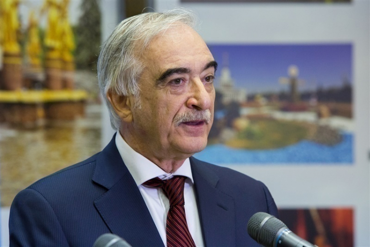 Посольство Азербайджана в РФ готовит списки желающих вернуться на родину
