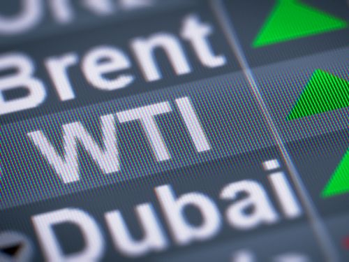 Цены на WTI вернулись к положительным значениям
