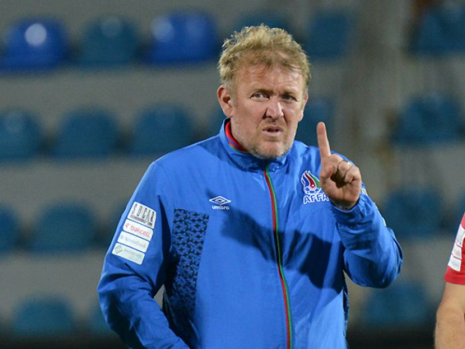Рассматривает ли АФФА Просинечки в качестве главного тренера сборной Азербайджана?
