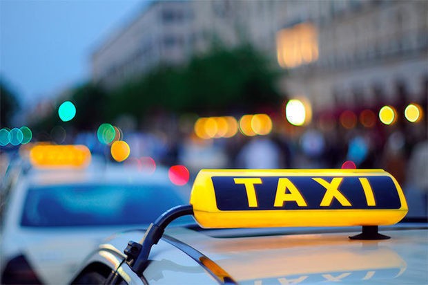 В Азербайджане для таксистов и парикмахеров снизят налоговую и социальную нагрузку
