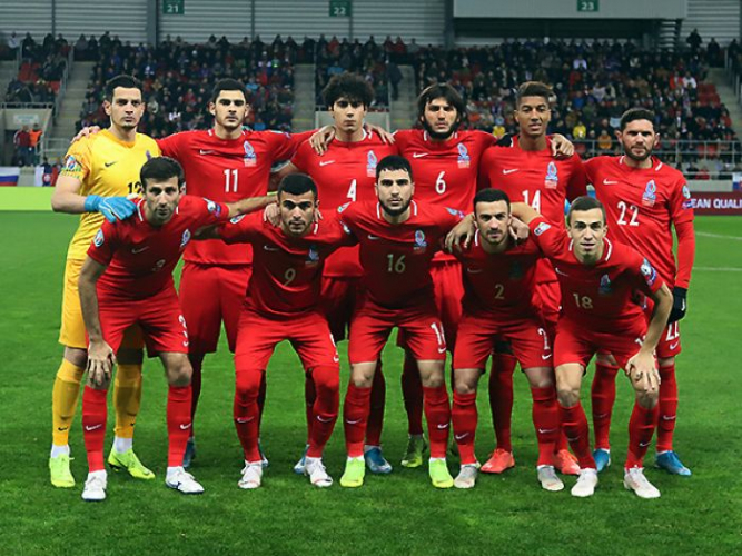 АФФА официально приостановила поиски главного тренера сборной Азербайджана
