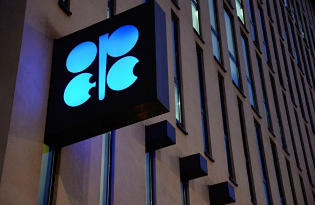 Цена нефтяной корзины ОПЕК обвалилась
