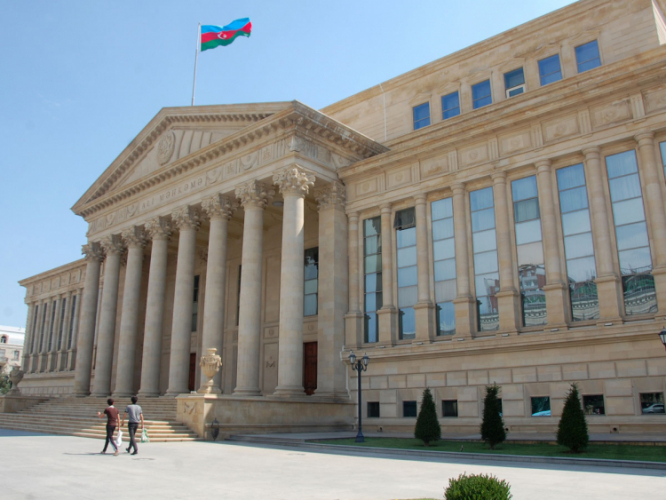 Верховный Суд Азербайджана прекратил уголовное дело в отношении Ильгара Мамедова
